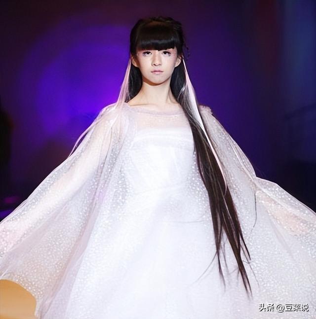有種“整容”叫長(zhǎng)大10年前一轉(zhuǎn)成名的小彩旗如今像換個(gè)人(圖26)