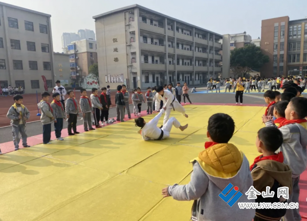 “奔跑吧·少年”2024年鎮(zhèn)江市兒童青少年主題健身活動圓滿收官(圖4)