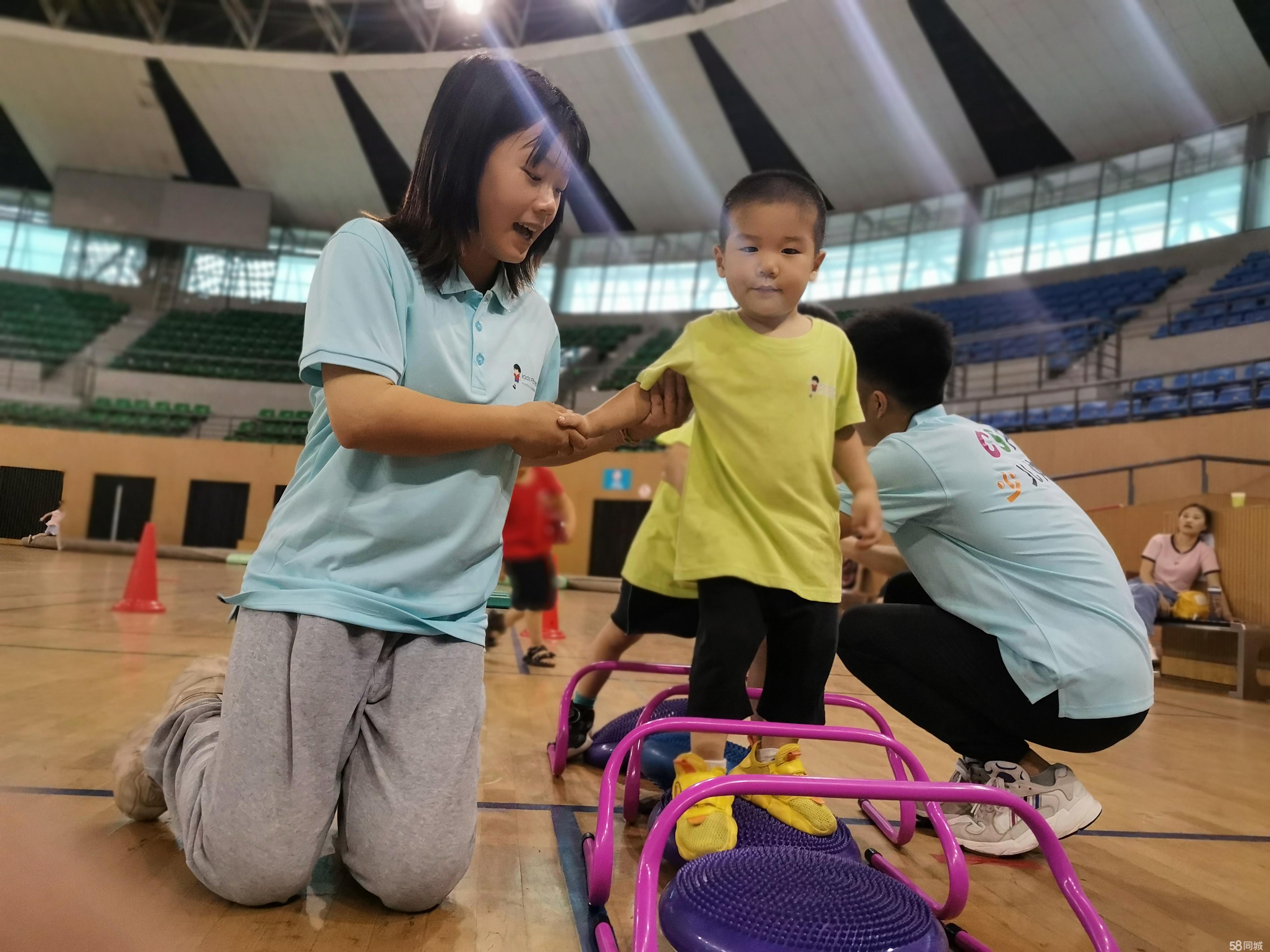國家體育總局競技體育司司長張新：進一步引導和規(guī)范青少年培訓行業(yè)的服務(圖1)