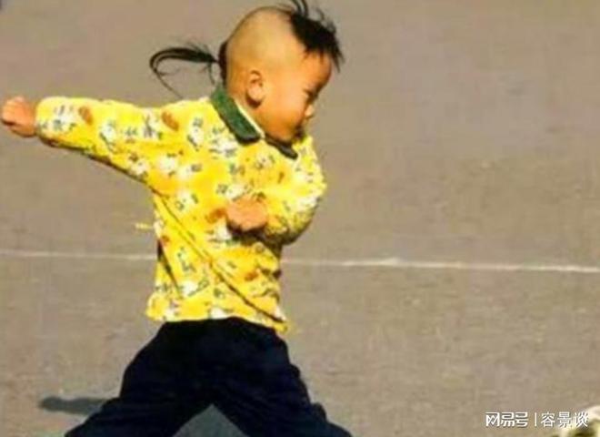 周了了：6歲被米盧教練看中被贊“未來之星”如今怎么樣了？(圖4)