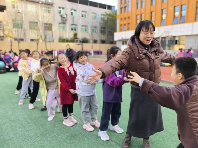 用體育之光點亮孩子們多彩的童年(圖3)