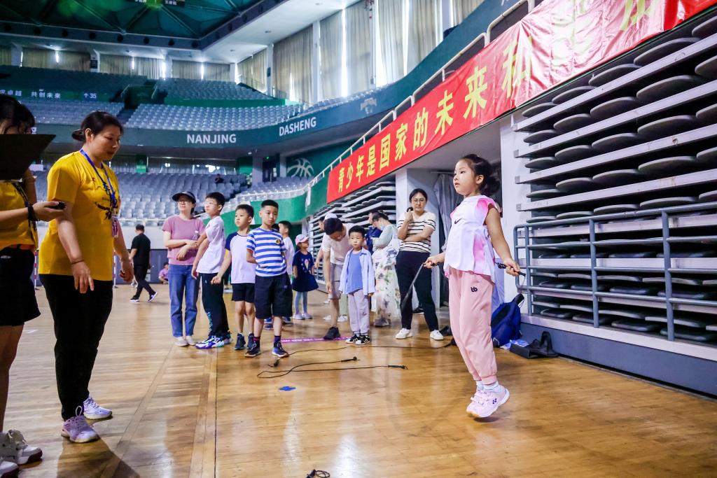 體育場(chǎng)館“老先進(jìn)”的“孩子經(jīng)”(圖3)