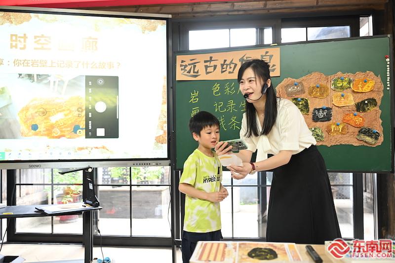 打破學(xué)段壁壘！鼓樓區(qū)舉辦“以貫通式培養(yǎng)賦能創(chuàng)新人才 探索幼小初銜接的實(shí)踐生態(tài)”活動(dòng)(圖7)